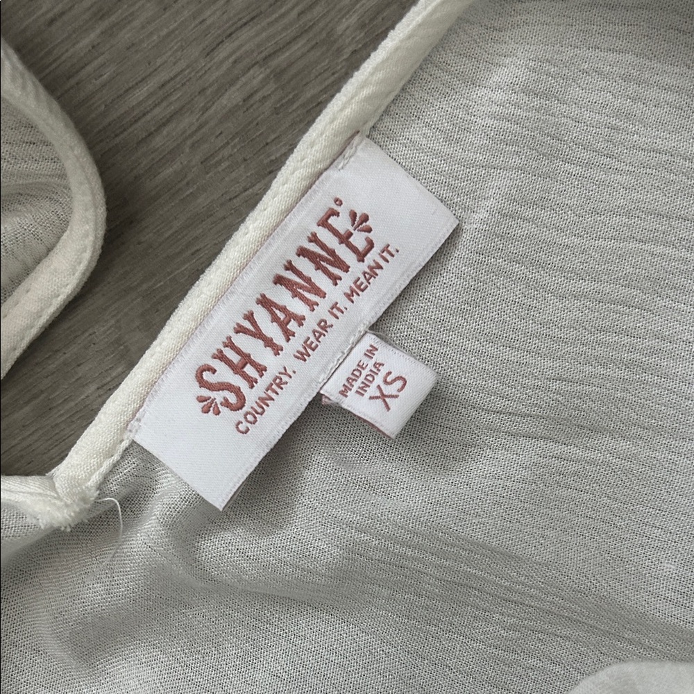Shyanne Cream Lace Camisole - Picture 4 of 4